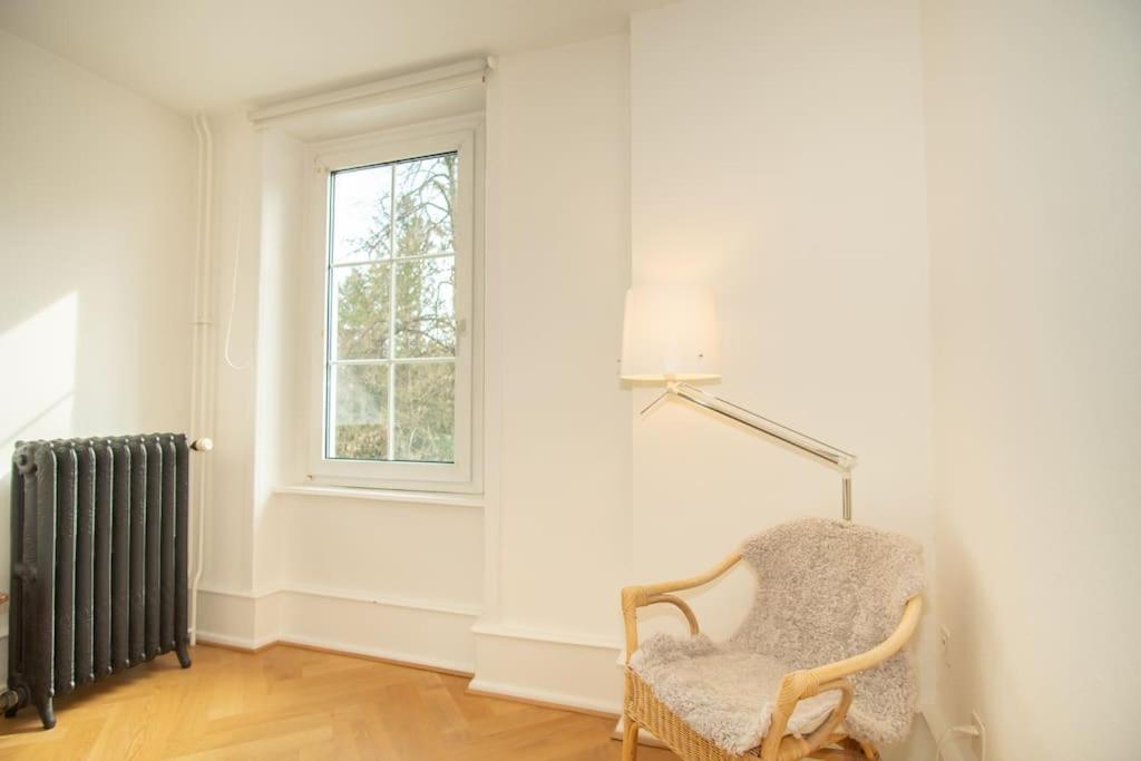 Spacious Next To Park With Free Baselcard